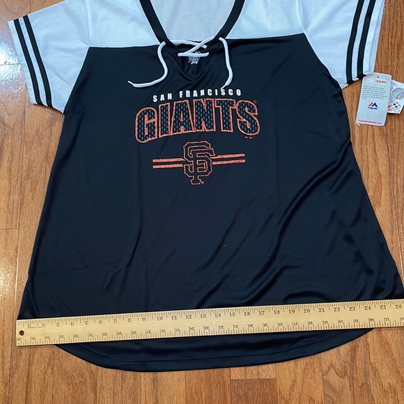 Woman’s shirt sleeve 1x Majestic San Francisco Giants top sparkle NWT Baseball - Picture 5 of 13